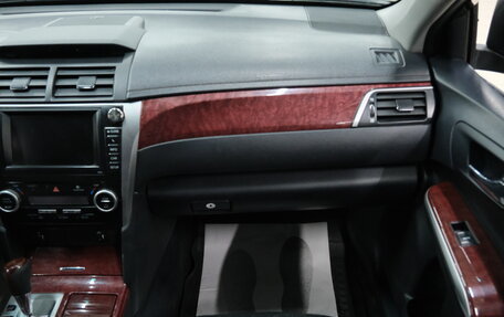 Toyota Camry, 2012 год, 1 989 000 рублей, 19 фотография