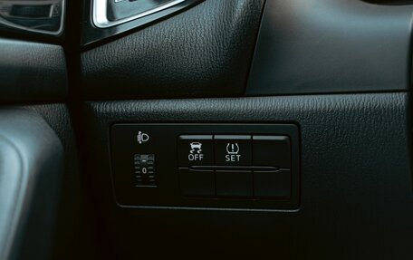 Mazda 3, 2017 год, 1 455 000 рублей, 12 фотография