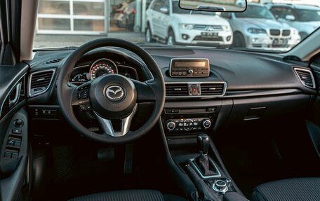 Mazda 3, 2017 год, 1 455 000 рублей, 19 фотография