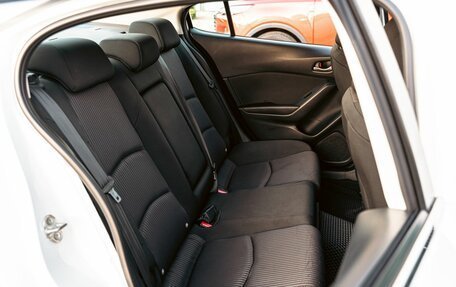 Mazda 3, 2017 год, 1 455 000 рублей, 24 фотография