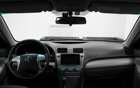 Toyota Camry, 2008 год, 899 000 рублей, 9 фотография