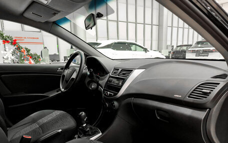 Hyundai Solaris II рестайлинг, 2016 год, 950 000 рублей, 15 фотография