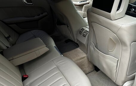 Mercedes-Benz E-Класс, 2010 год, 680 000 рублей, 7 фотография