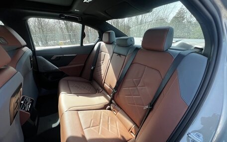 BMW 5 серия, 2025 год, 13 489 570 рублей, 16 фотография