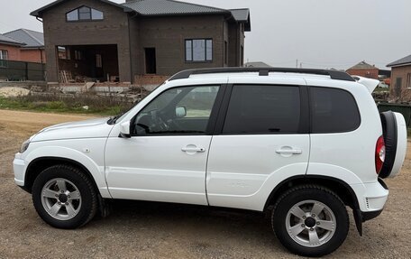 Chevrolet Niva I рестайлинг, 2019 год, 870 000 рублей, 7 фотография