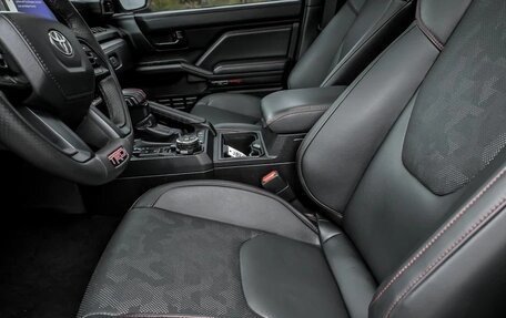 Toyota Tacoma, 2024 год, 9 870 000 рублей, 13 фотография