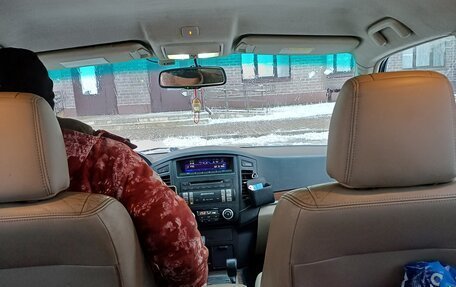 Mitsubishi Pajero IV, 2007 год, 1 250 000 рублей, 6 фотография