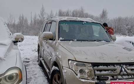 Mitsubishi Pajero IV, 2007 год, 1 250 000 рублей, 3 фотография