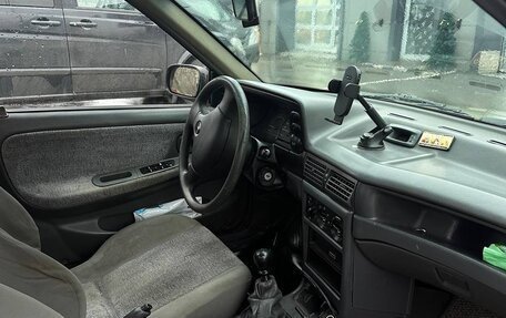 Daewoo Nexia I рестайлинг, 2005 год, 200 000 рублей, 7 фотография