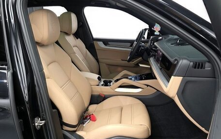 Porsche Cayenne III, 2024 год, 12 490 000 рублей, 5 фотография