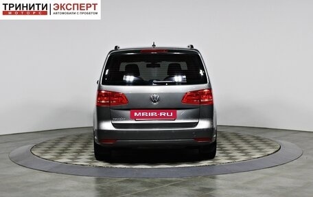 Volkswagen Touran III, 2012 год, 947 000 рублей, 5 фотография