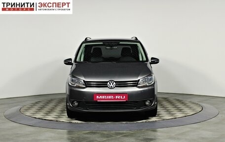 Volkswagen Touran III, 2012 год, 947 000 рублей, 2 фотография
