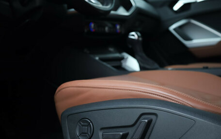 Audi Q3, 2020 год, 3 379 000 рублей, 25 фотография