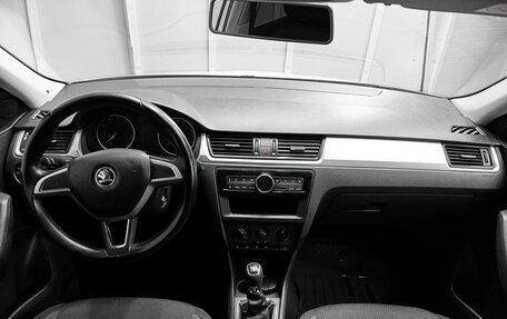 Skoda Rapid I, 2016 год, 890 000 рублей, 17 фотография