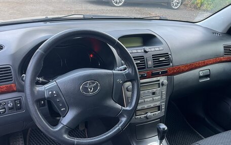 Toyota Avensis III рестайлинг, 2005 год, 880 000 рублей, 8 фотография