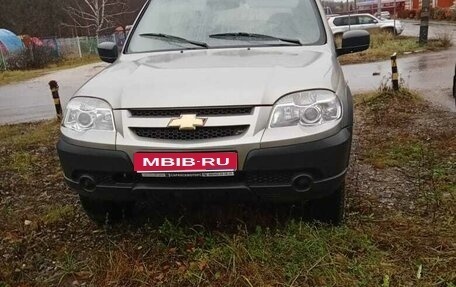 Chevrolet Niva I рестайлинг, 2012 год, 500 000 рублей, 1 фотография