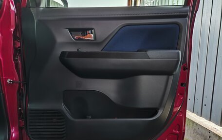 Toyota Roomy I, 2017 год, 1 060 000 рублей, 7 фотография