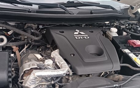 Mitsubishi L200 IV рестайлинг, 2020 год, 2 200 000 рублей, 6 фотография