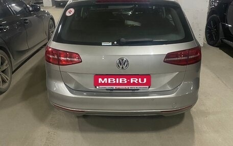 Volkswagen Passat B8 рестайлинг, 2015 год, 1 550 000 рублей, 5 фотография