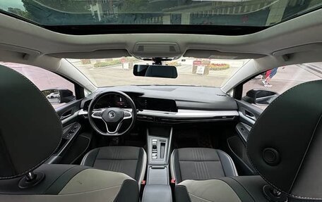 Volkswagen Golf VIII, 2022 год, 1 450 111 рублей, 2 фотография