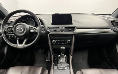 Mazda CX-4, 2023 год, 2 699 000 рублей, 8 фотография