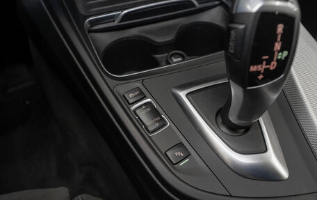 BMW 3 серия, 2018 год, 3 395 000 рублей, 17 фотография