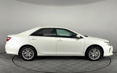 Toyota Camry, 2015 год, 2 270 000 рублей, 5 фотография
