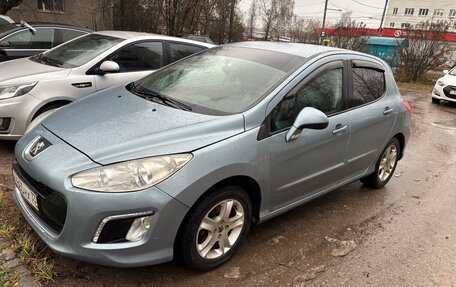 Peugeot 308 II, 2011 год, 380 000 рублей, 3 фотография
