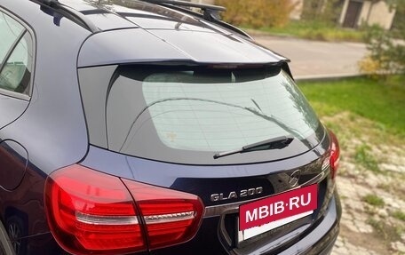 Mercedes-Benz GLA, 2018 год, 1 999 999 рублей, 5 фотография