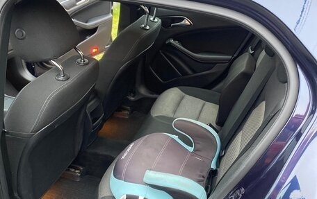 Mercedes-Benz GLA, 2018 год, 1 999 999 рублей, 12 фотография