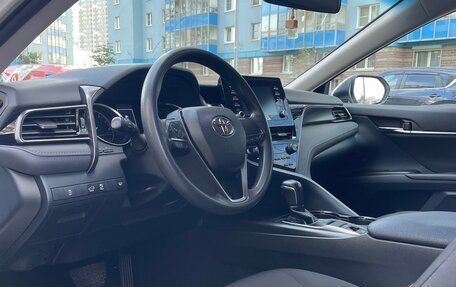 Toyota Camry, 2022 год, 2 650 000 рублей, 7 фотография