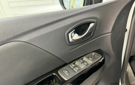 Renault Kaptur I рестайлинг, 2021 год, 1 820 000 рублей, 13 фотография