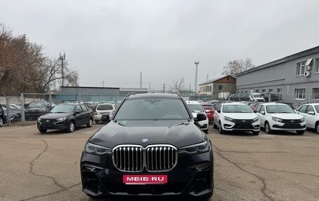 BMW X7, 2020 год, 8 800 000 рублей, 2 фотография