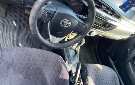 Toyota Corolla, 2013 год, 1 200 000 рублей, 10 фотография