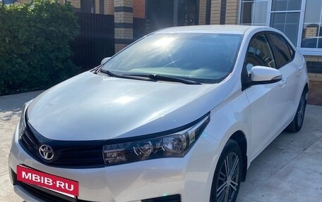 Toyota Corolla, 2013 год, 1 200 000 рублей, 3 фотография