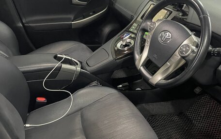 Toyota Prius, 2014 год, 1 550 000 рублей, 2 фотография