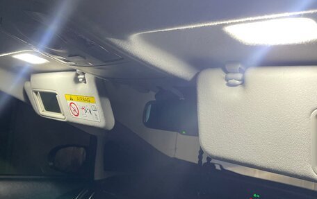 Toyota Prius, 2014 год, 1 550 000 рублей, 20 фотография