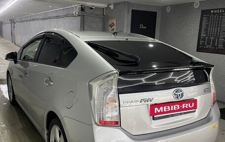 Toyota Prius, 2014 год, 1 550 000 рублей, 19 фотография