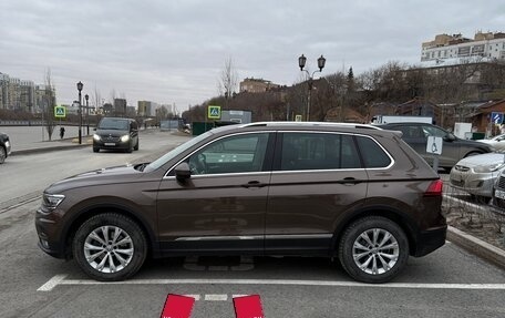 Volkswagen Tiguan II, 2017 год, 2 450 000 рублей, 4 фотография