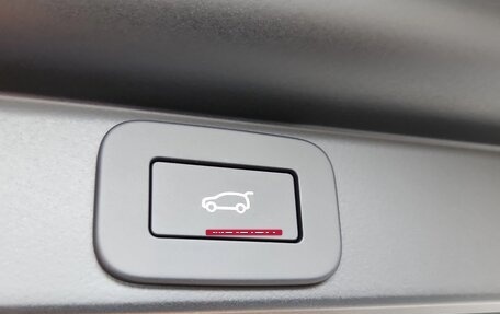 Land Rover Range Rover IV рестайлинг, 2025 год, 19 317 652 рублей, 15 фотография