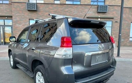 Toyota Land Cruiser Prado 150 рестайлинг 2, 2010 год, 2 300 000 рублей, 8 фотография