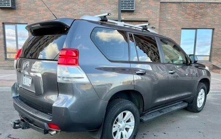 Toyota Land Cruiser Prado 150 рестайлинг 2, 2010 год, 2 300 000 рублей, 6 фотография