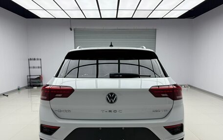 Volkswagen T-Roc I, 2022 год, 2 415 000 рублей, 5 фотография