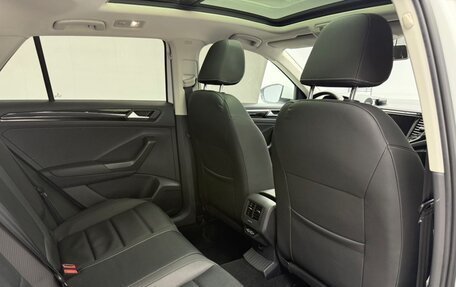 Volkswagen T-Roc I, 2022 год, 2 415 000 рублей, 20 фотография