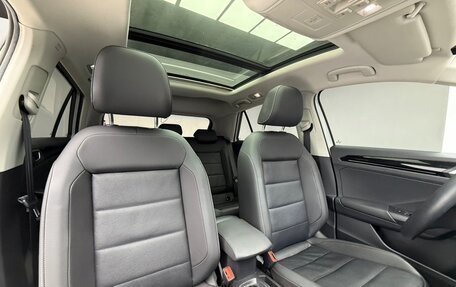 Volkswagen T-Roc I, 2022 год, 2 415 000 рублей, 18 фотография