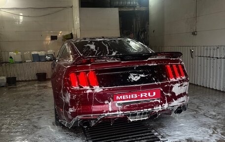 Ford Mustang VI рестайлинг, 2017 год, 2 500 000 рублей, 9 фотография