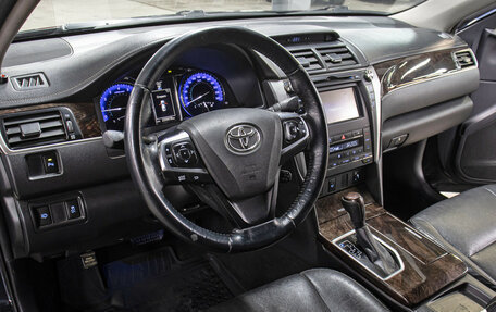 Toyota Camry, 2016 год, 1 898 000 рублей, 16 фотография