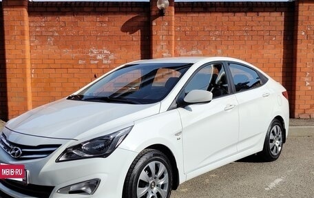 Hyundai Solaris II рестайлинг, 2016 год, 1 400 000 рублей, 1 фотография