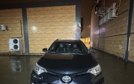 Toyota RAV4, 2016 год, 2 300 000 рублей, 1 фотография