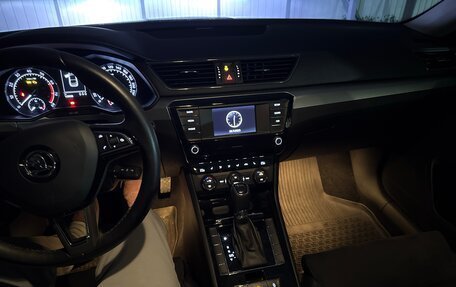 Skoda Superb III рестайлинг, 2017 год, 1 890 000 рублей, 4 фотография